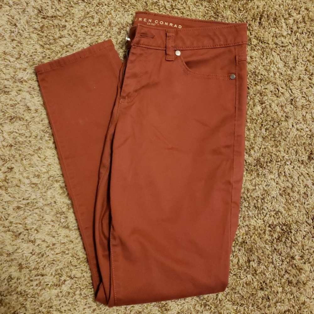 LC skinny rust colored pants